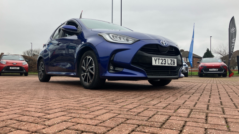 Toyota Yaris 1.5 Hybrid Design 5dr CVT Hybrid Hatchback